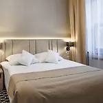 Apart-hotel Art Hotel's 4*