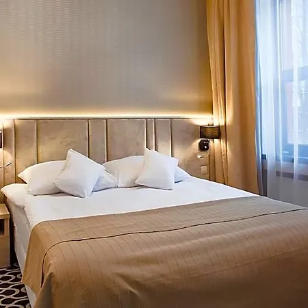 アパートホテル Art Hotel's