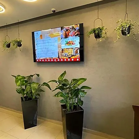 アパートホテル Art Hotel's ソスノヴィエツ
