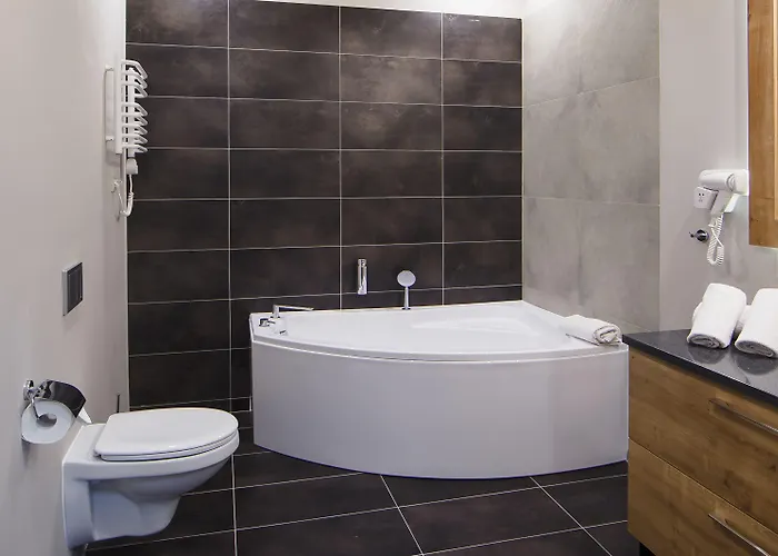 Hotel apartamentowy Art Hotel's 3*